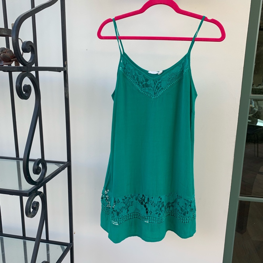 Green lush dress